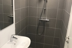 78 Anneks: Bad/toilet ved 3-sengs rum - Billede 1 af 2
