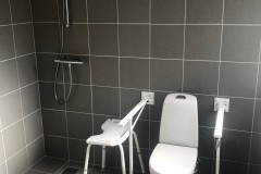 64 Anneks: HC-bad/toilet - Billede 1 af 7